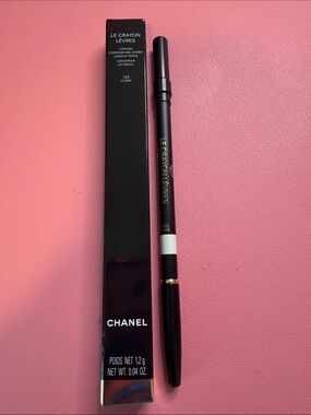 CHANEL Le Crayon Lèvres Longwear Lip Pencil - Clear